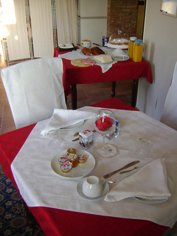 B&B Cascina Rossa Asti Luaran gambar