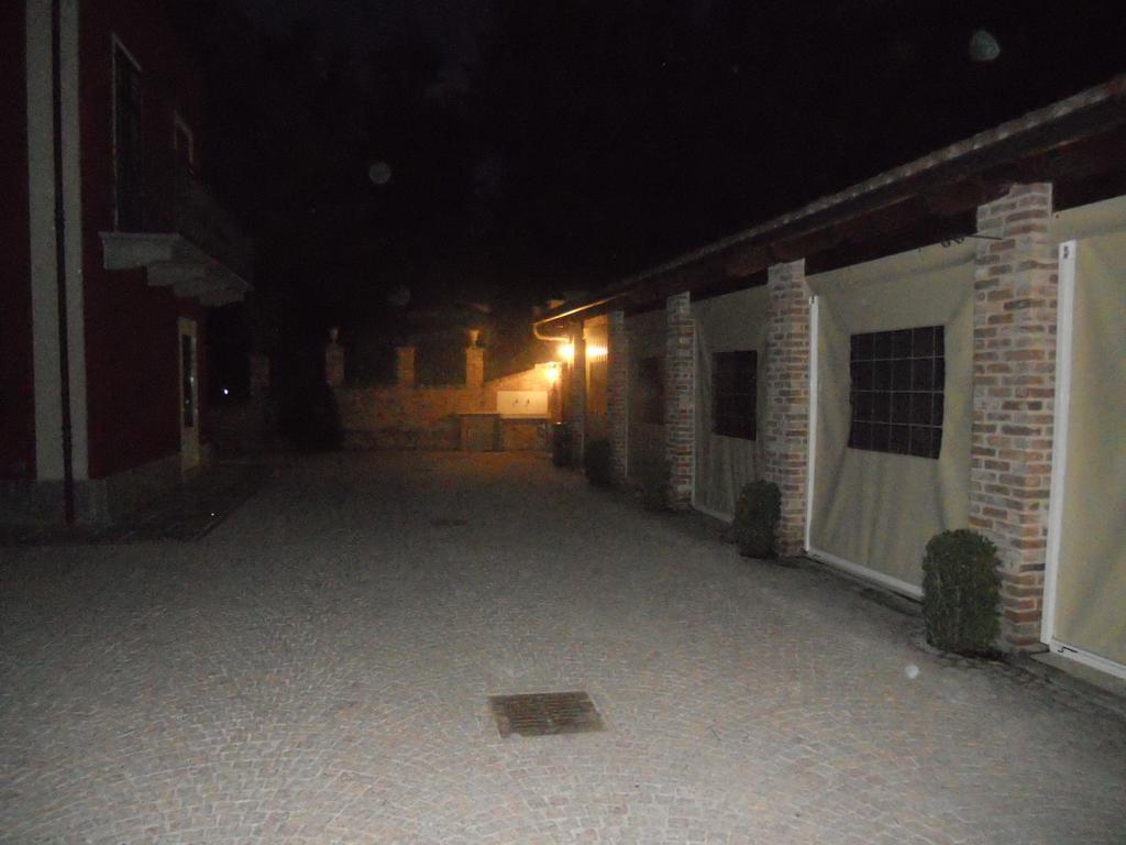 B&B Cascina Rossa Asti Luaran gambar