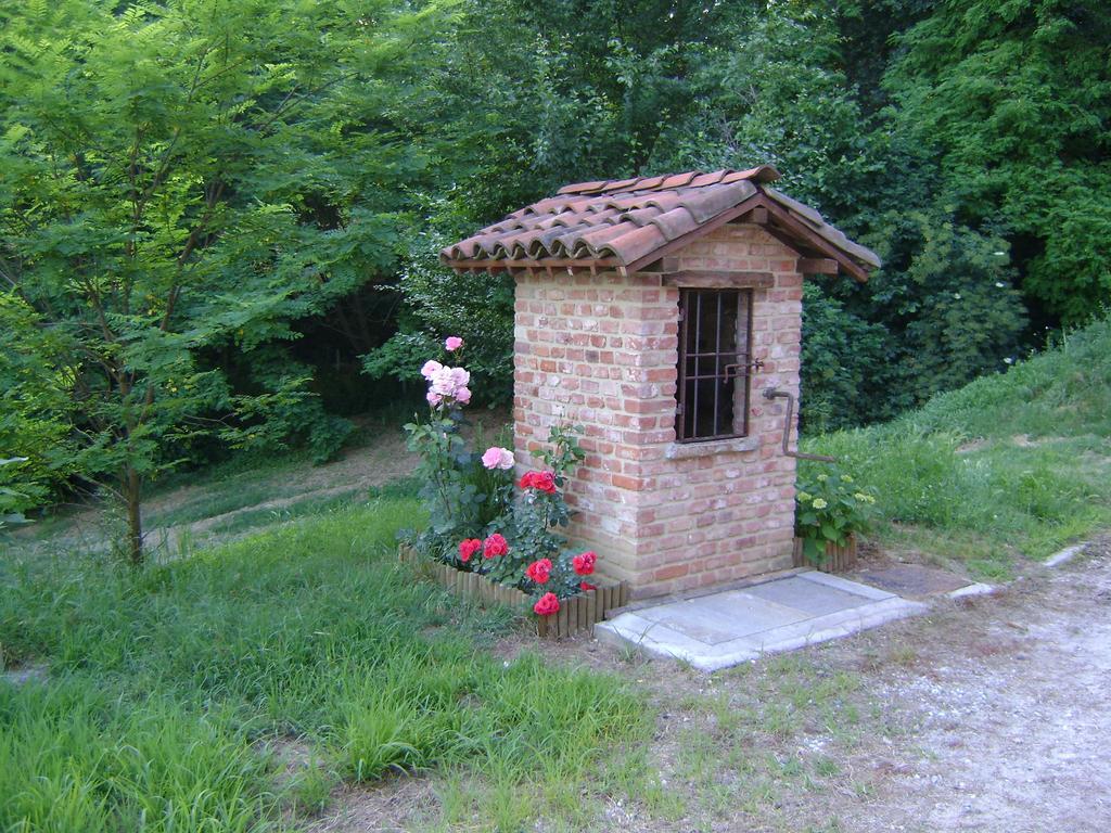 B&B Cascina Rossa Asti Luaran gambar
