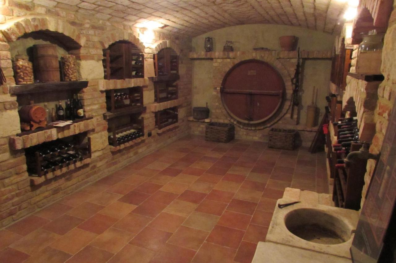 B&B Cascina Rossa Asti Luaran gambar